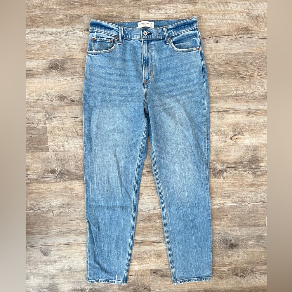 Abercrombie & Fitch Mom Jean High Rise Straight Leg Jeans